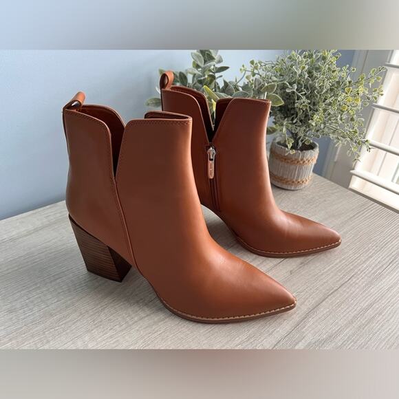 NINE WEST Women's Birds Block Heel Booties - Picture 3 of 10